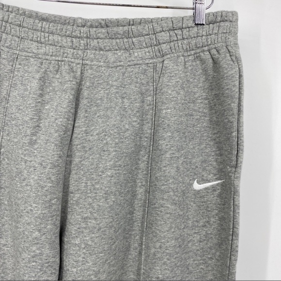 Nike Sportswear Essential Fleece Phoenix Loose Fit Pants - Picture 4 of 7